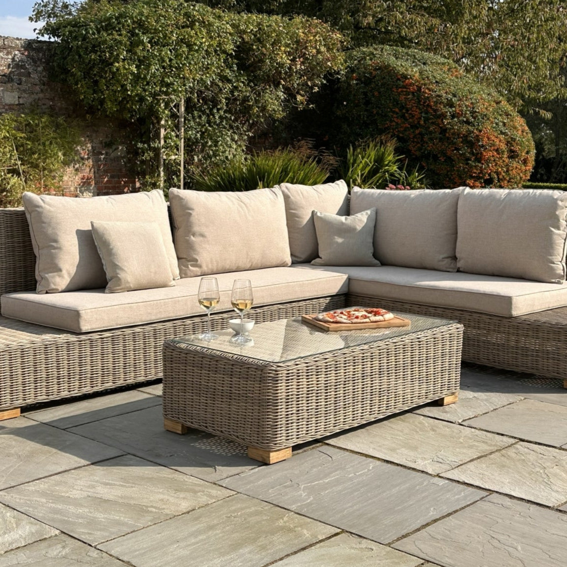 Carbis Bay Small Outdoor Corner Set